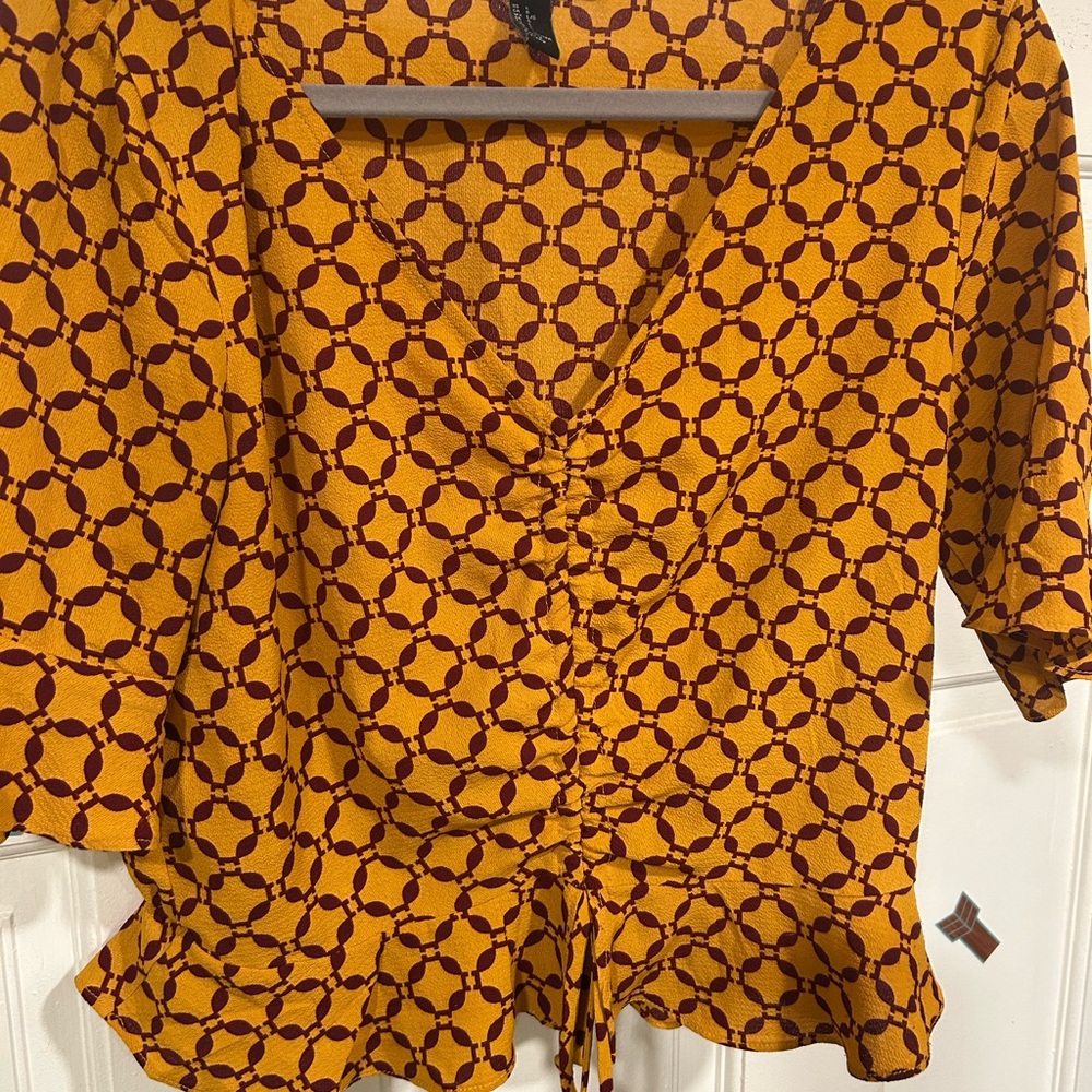 Forever 21 Red Ruched Tie Front Peplum Blouse